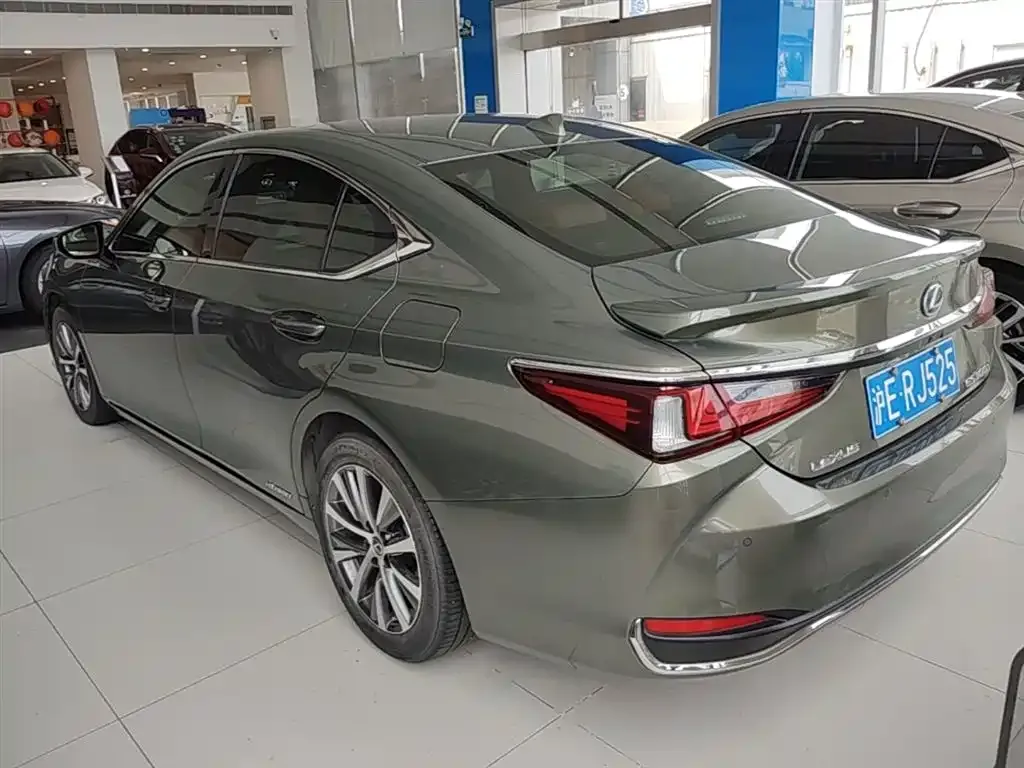 Lexus ES 2021 из CN, фото 4