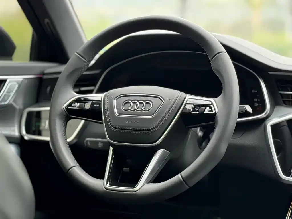 Audi A6L — фото 4