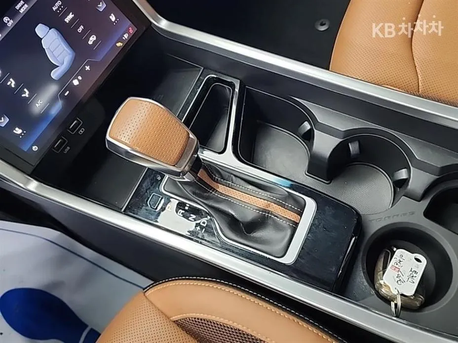 KG Mobility (Ssangyong) Torres 2023 из KR, фото 9