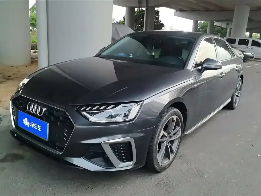 Audi A4L 2021 из CN, фото 1
