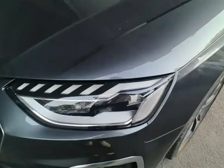 Audi A4L 2021 из CN, фото 5