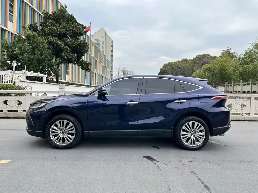 Toyota Harrier 2022 из CN, фото 7