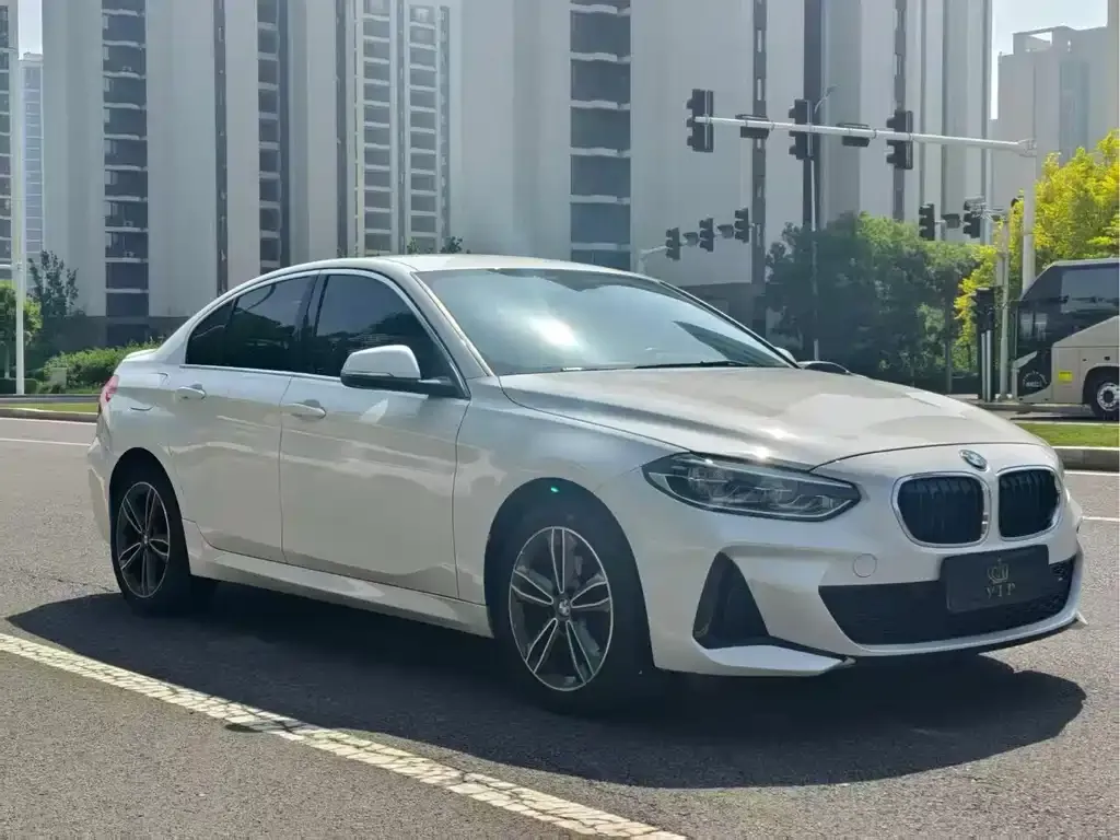 BMW 1 Series 2021 из CN, фото 7