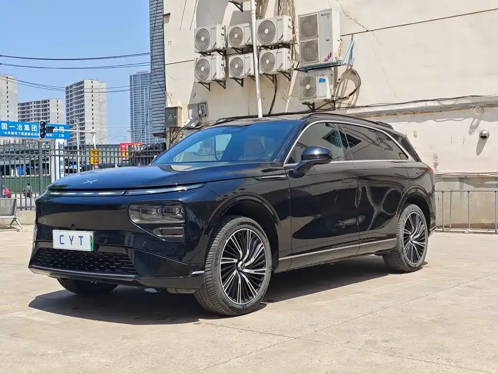 XPeng G9