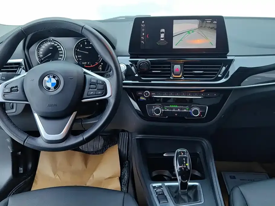 BMW 1 Series 2022 из CN, фото 6