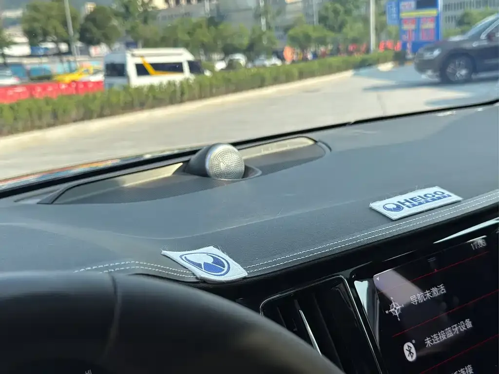 Volvo V60 2022 из CN, фото 4