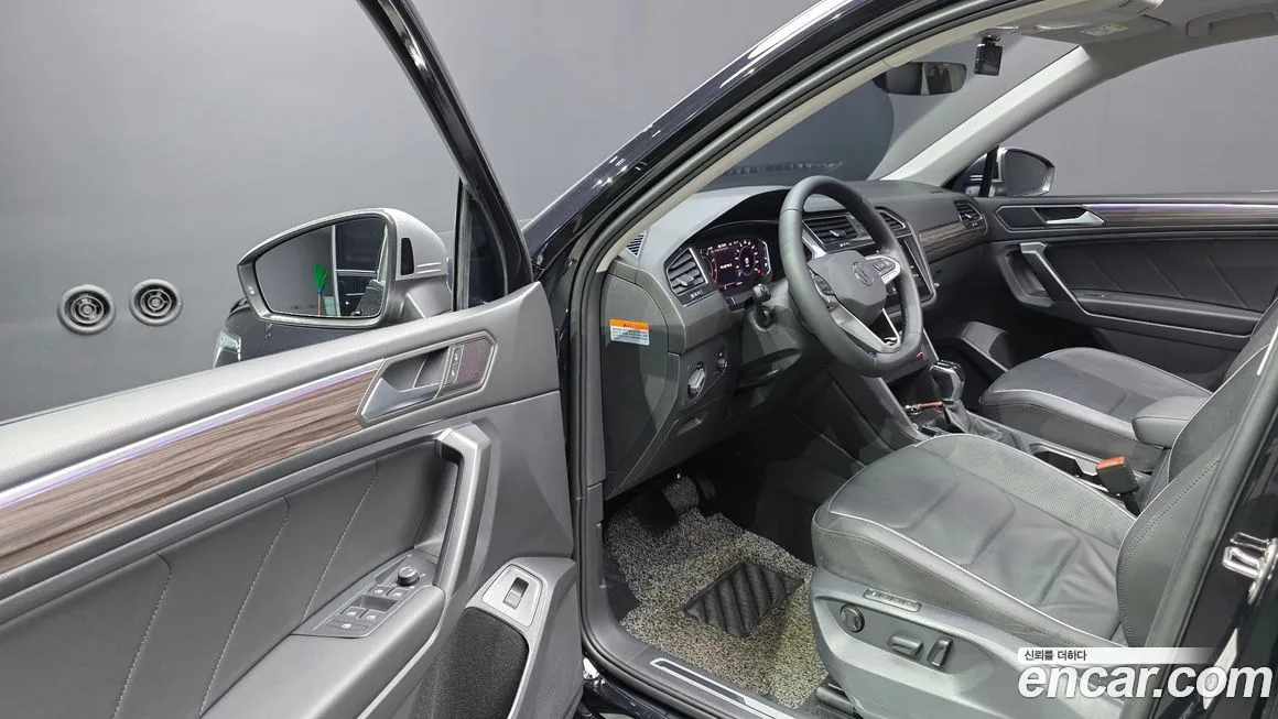 Volkswagen Tiguan — фото 5