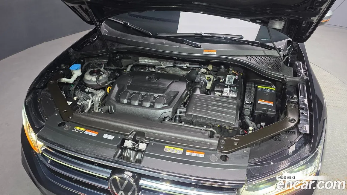 Volkswagen Tiguan — фото 6
