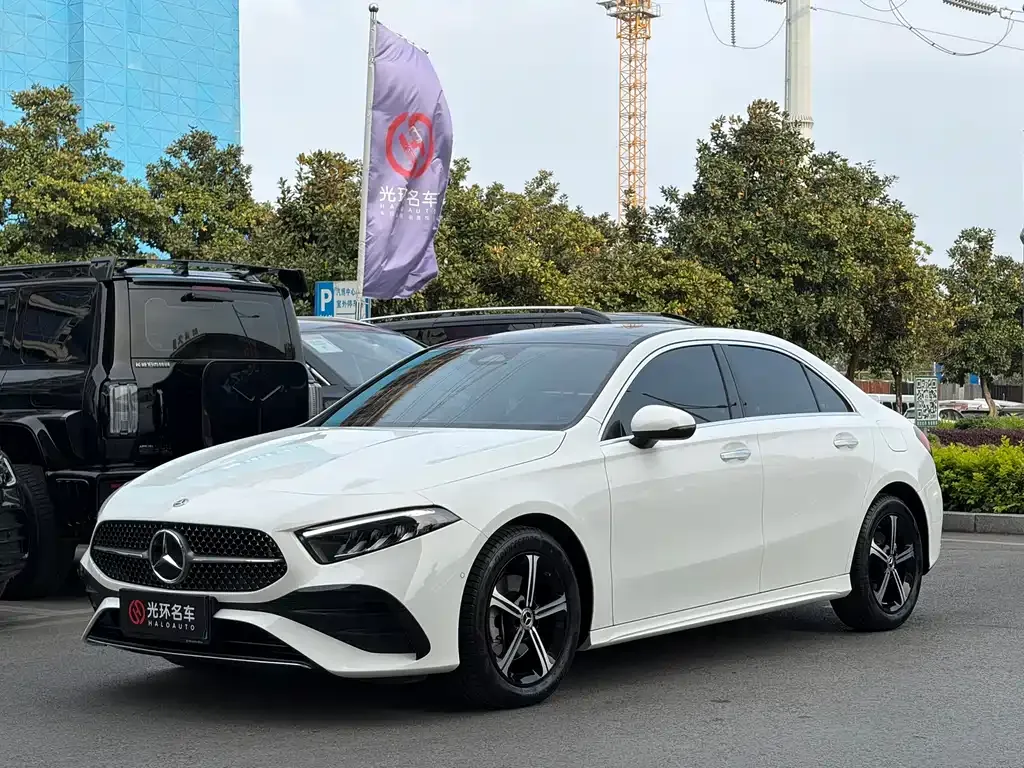 Mercedes-Benz A-Class — фото 1