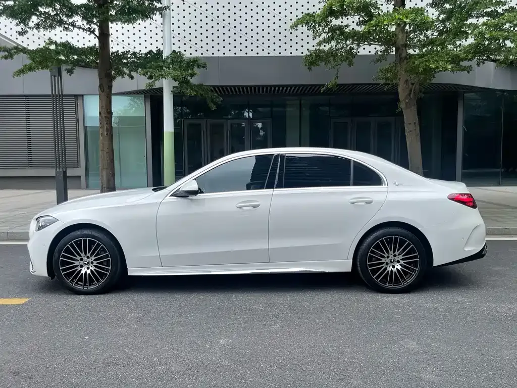 Mercedes-Benz C-Class 2023 из CN, фото 9