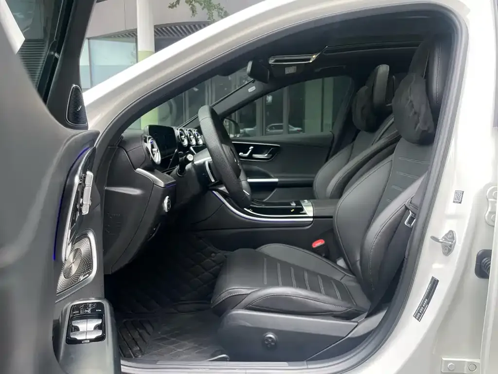 Mercedes-Benz C-Class 2023 из CN, фото 3