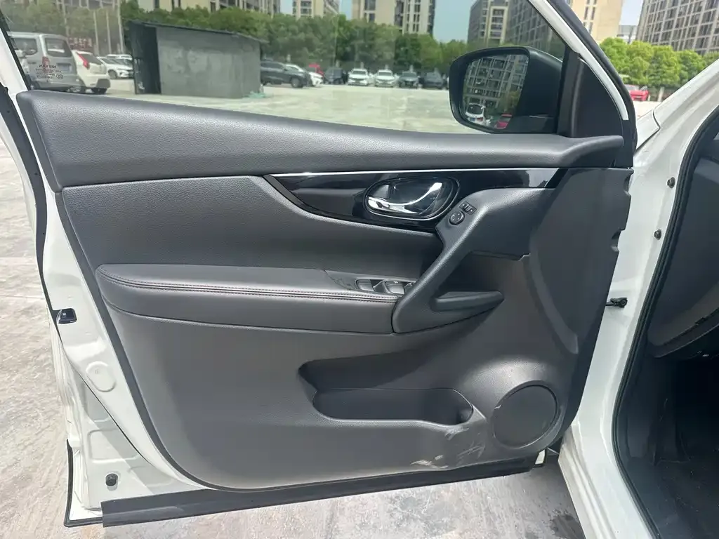 Nissan Qashqai 2024 из CN, фото 3