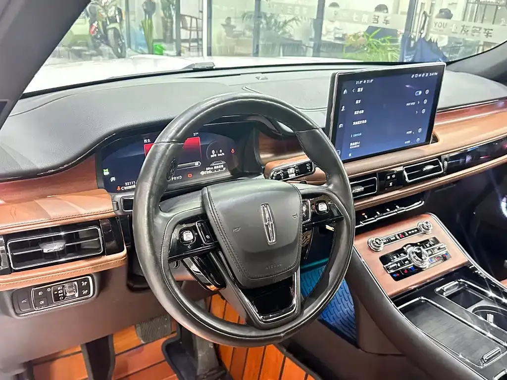 Lincoln Aviator 2021 из CN, фото 3