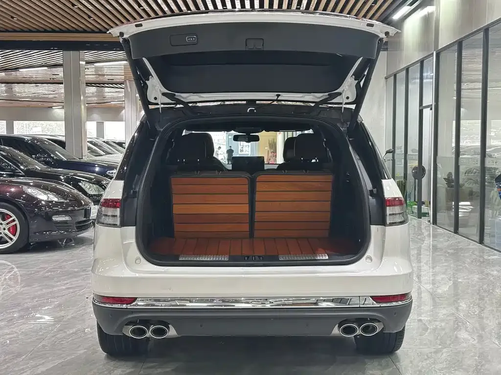 Lincoln Aviator 2021 из CN, фото 9