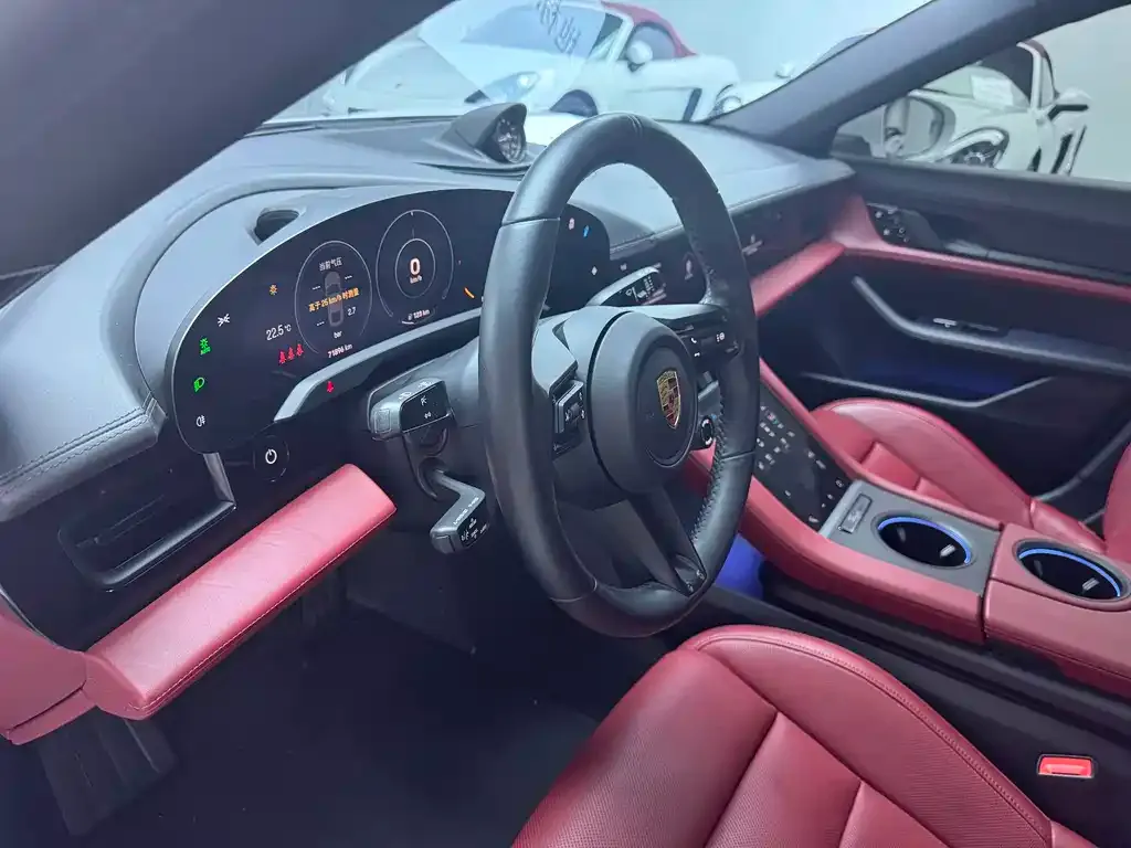 Porsche Taycan 2021 из CN, фото 8