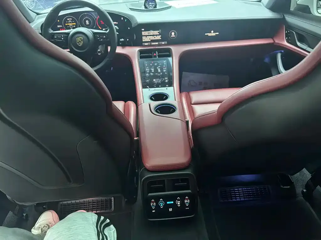 Porsche Taycan 2021 из CN, фото 3