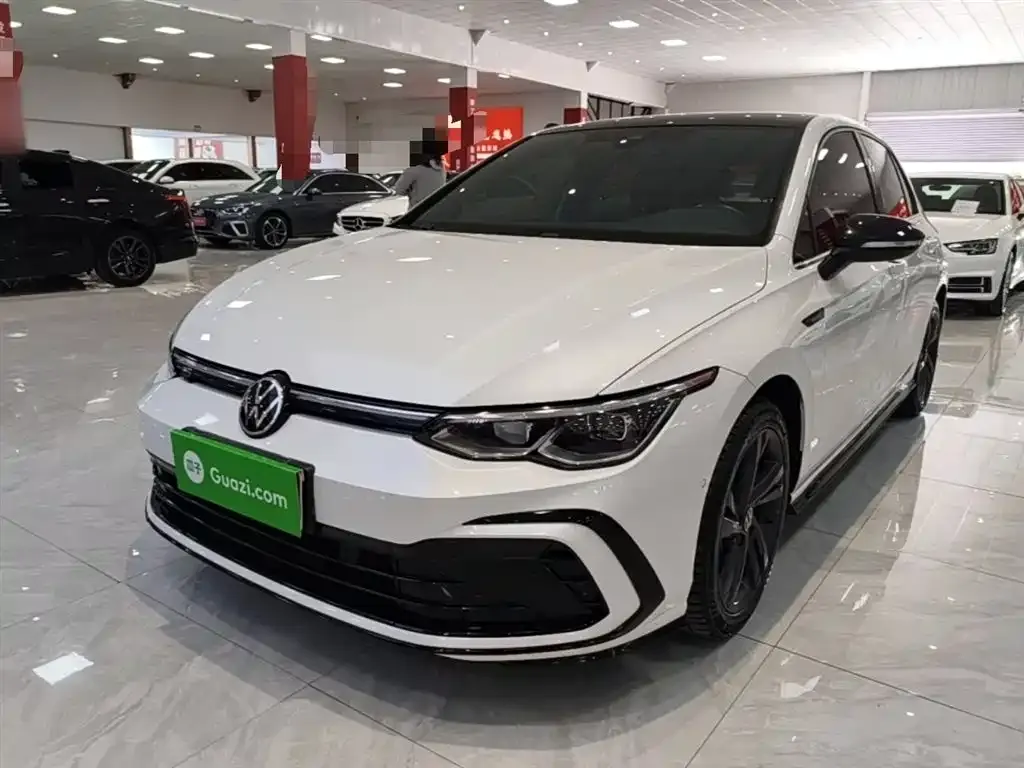 Volkswagen Golf 2021 из CN, фото 4