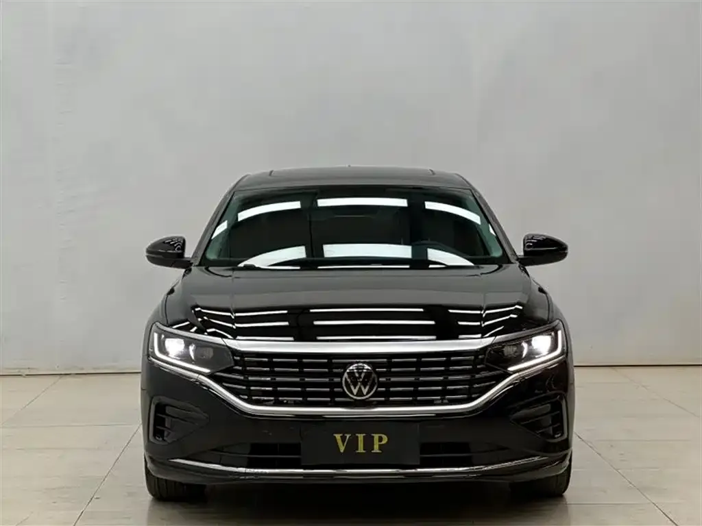 Volkswagen Passat — фото 3