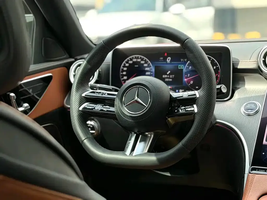 Mercedes-Benz C-Class 2023 из CN, фото 3