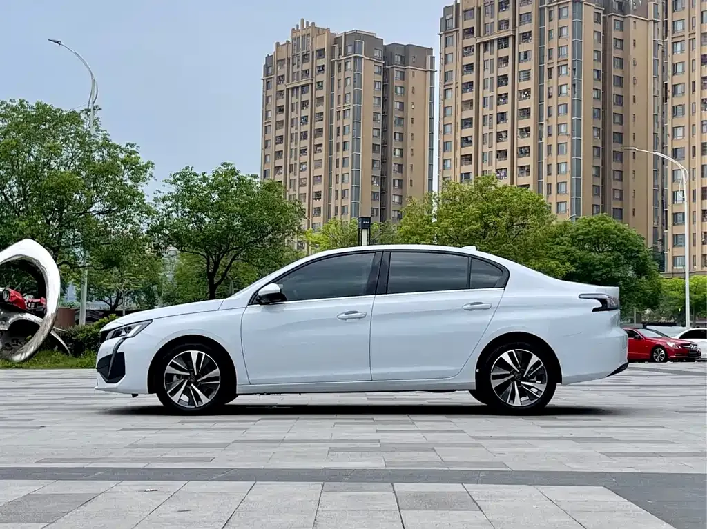 Peugeot 408 2024 из CN, фото 8