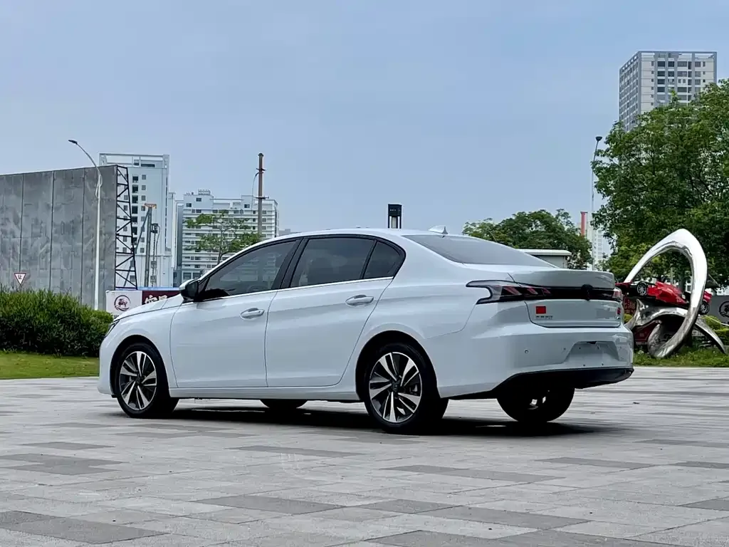Peugeot 408 2024 из CN, фото 10