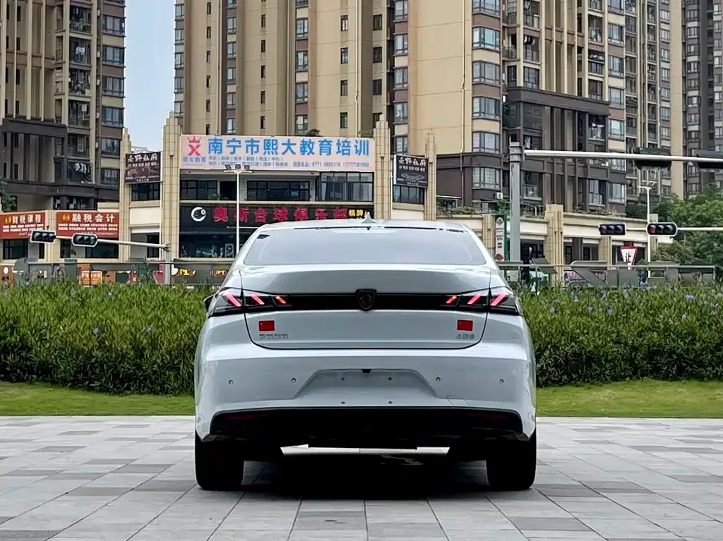 Peugeot 408 2024 из CN, фото 4