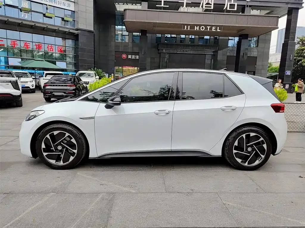 Volkswagen ID.3 2024 из CN, фото 10