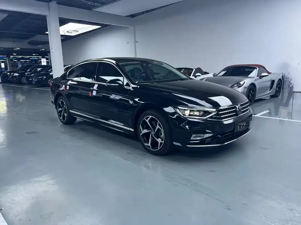 Volkswagen Magotan 2023 из CN, фото 2