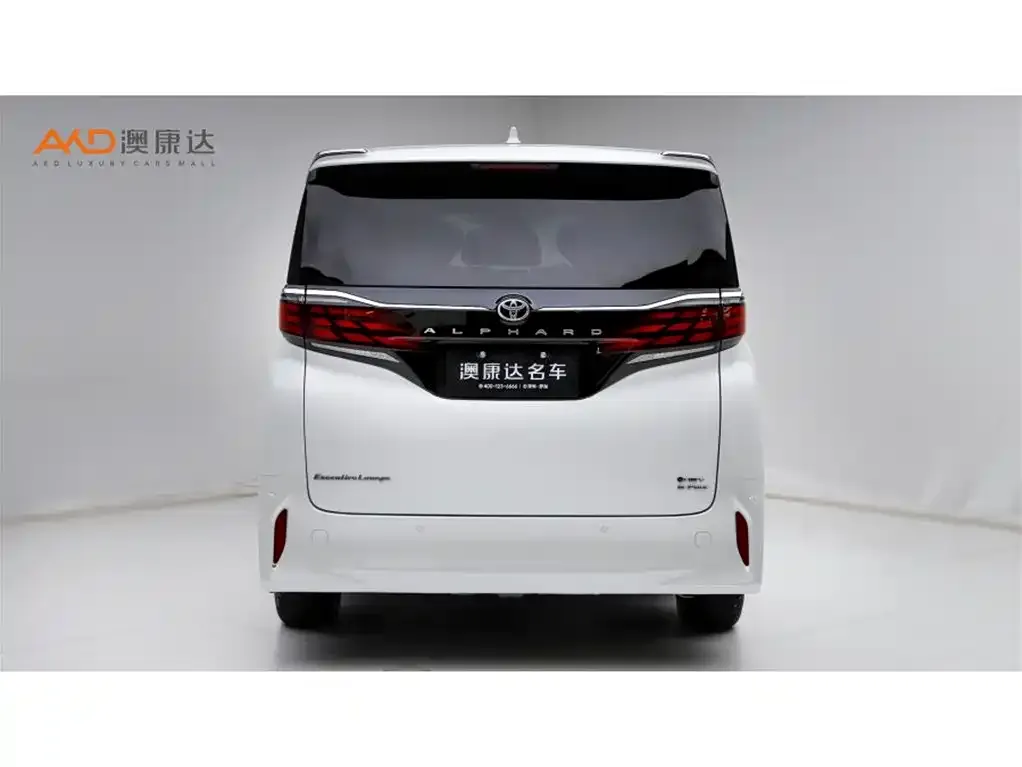 Toyota Alphard — фото 6