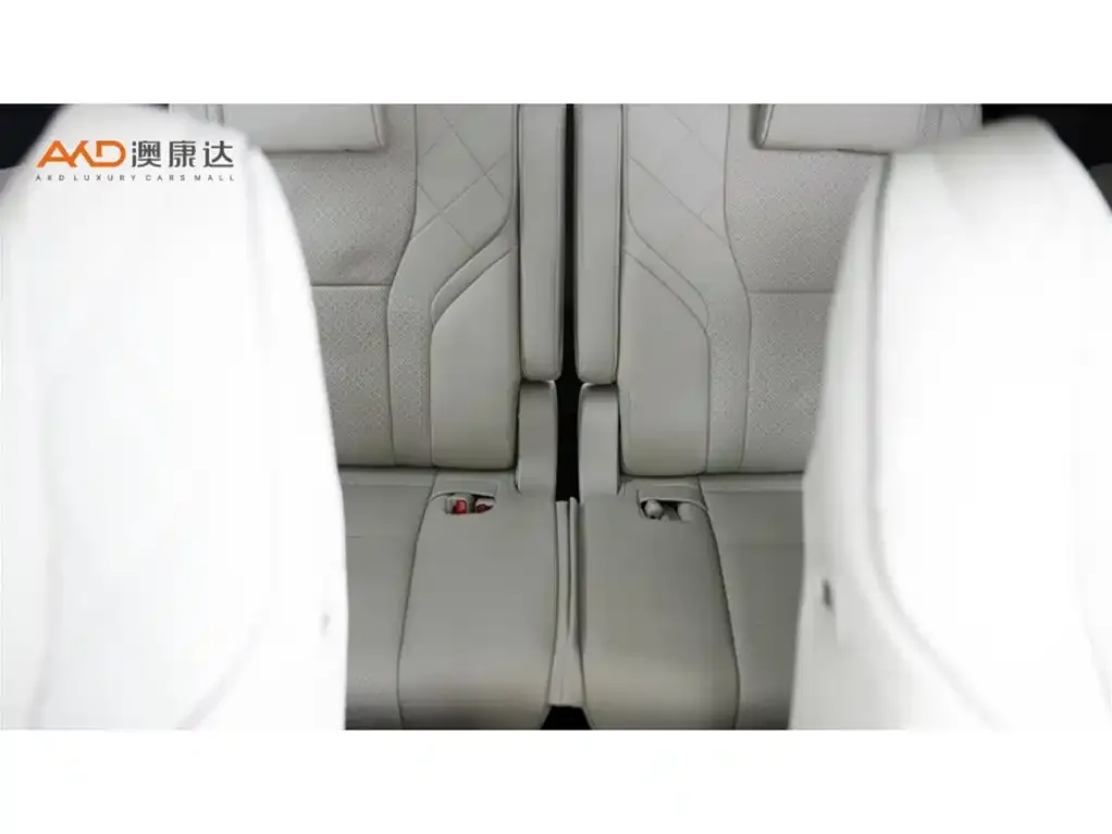 Toyota Alphard — фото 3