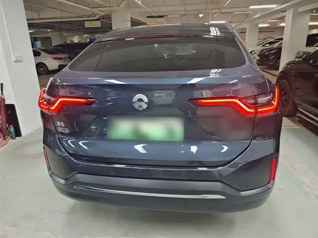 NIO EC6 — фото 10