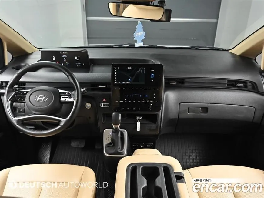 Hyundai Staria — фото 2