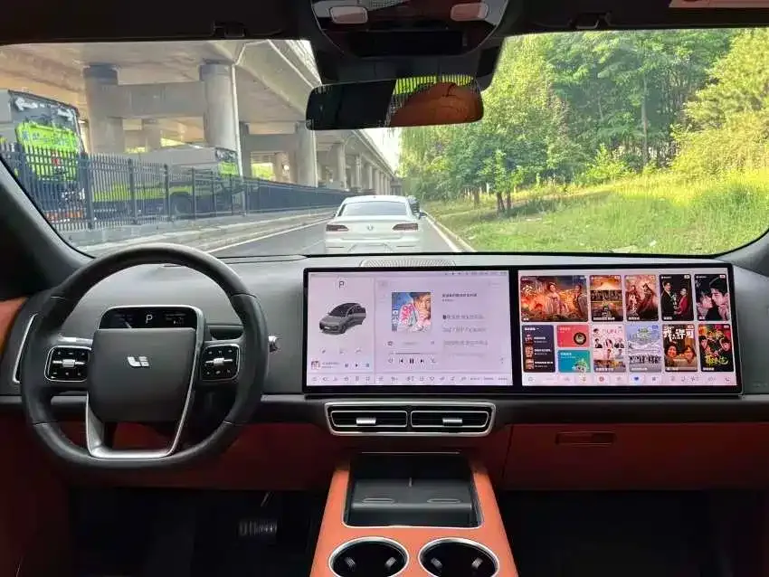 Li Auto L8 2023 из CN, фото 4