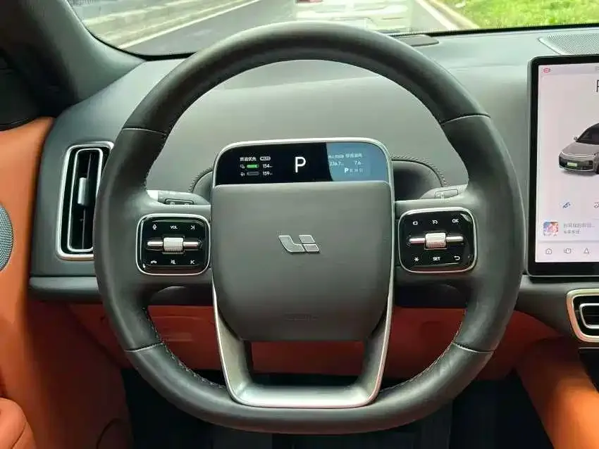 Li Auto L8 2023 из CN, фото 3