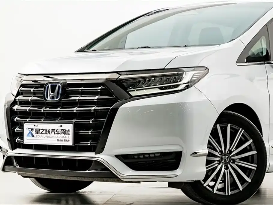 Honda Elysion 2024 из CN, фото 6