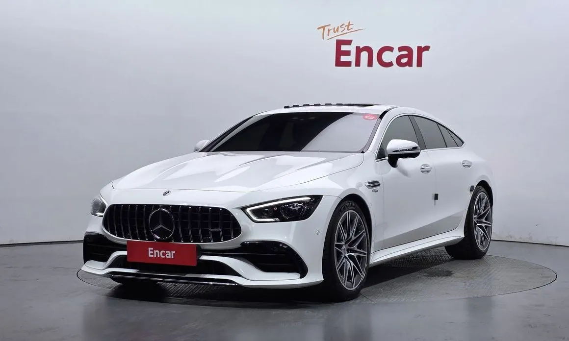 Mercedes-Benz AMG GT — фото 1