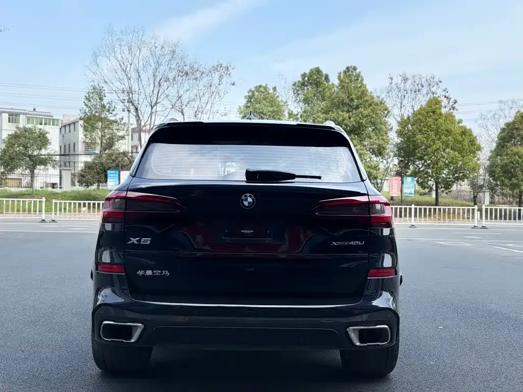 BMW X5 — фото 2