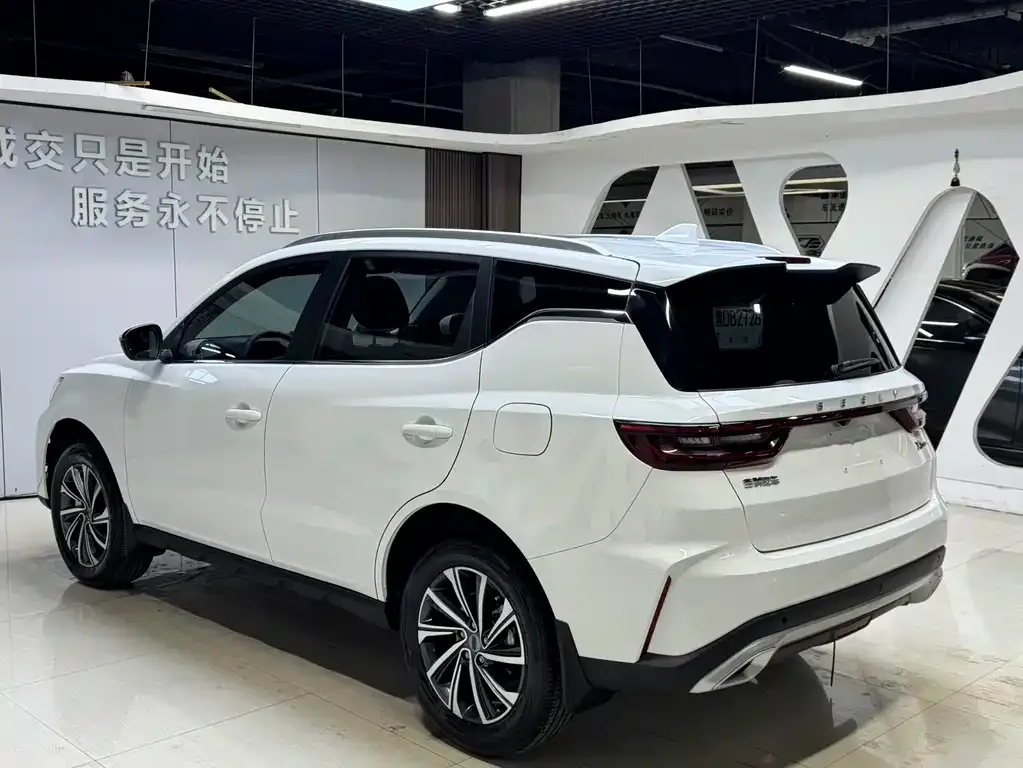 Geely Vision X6 — фото 9
