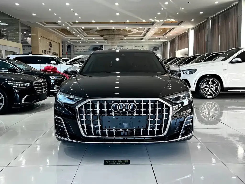 Audi A8 — фото 4