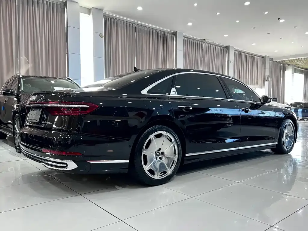 Audi A8 — фото 5