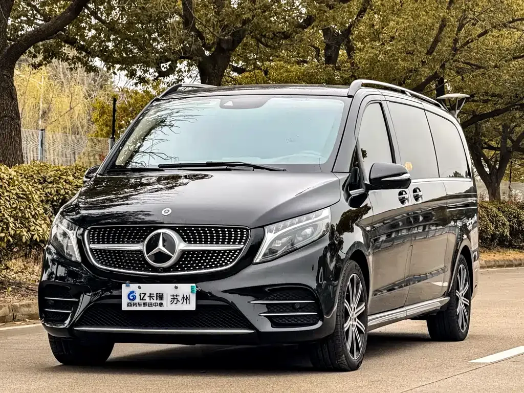 Mercedes-Benz V-Class 2024 из CN, фото 1