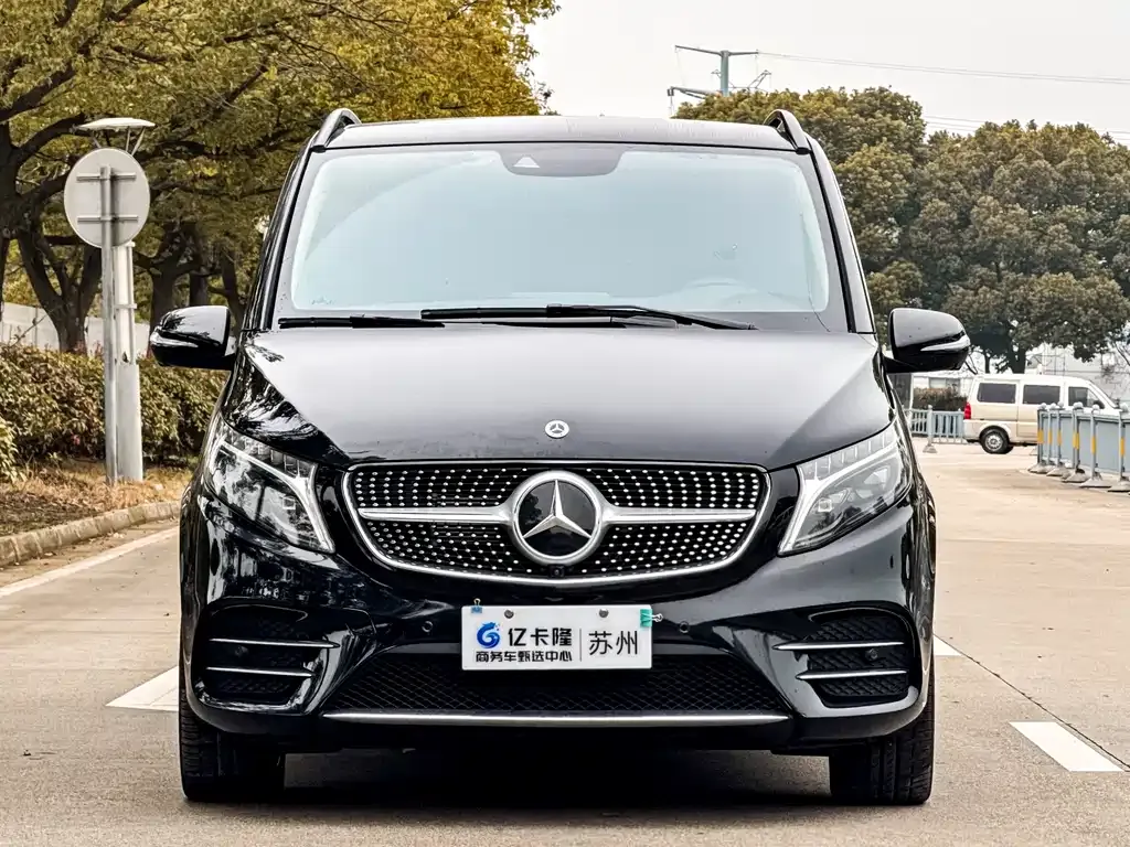 Mercedes-Benz V-Class 2024 из CN, фото 8