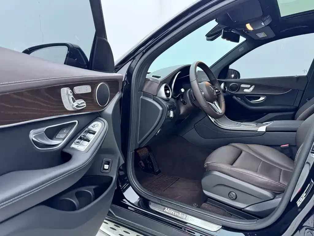 Mercedes-Benz GLC — фото 3