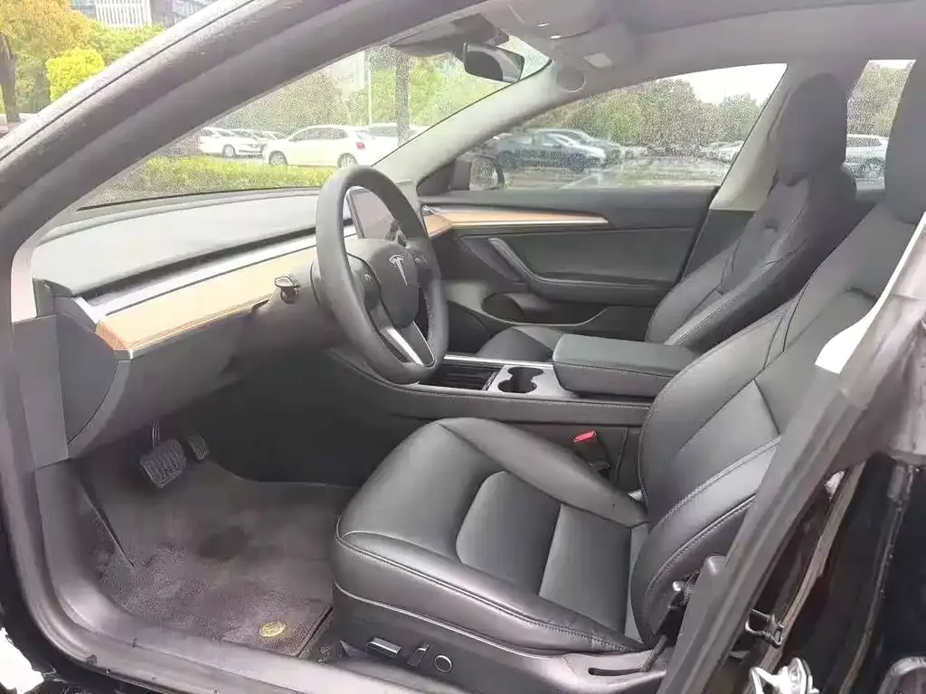 Tesla Model 3 2022 из CN, фото 7