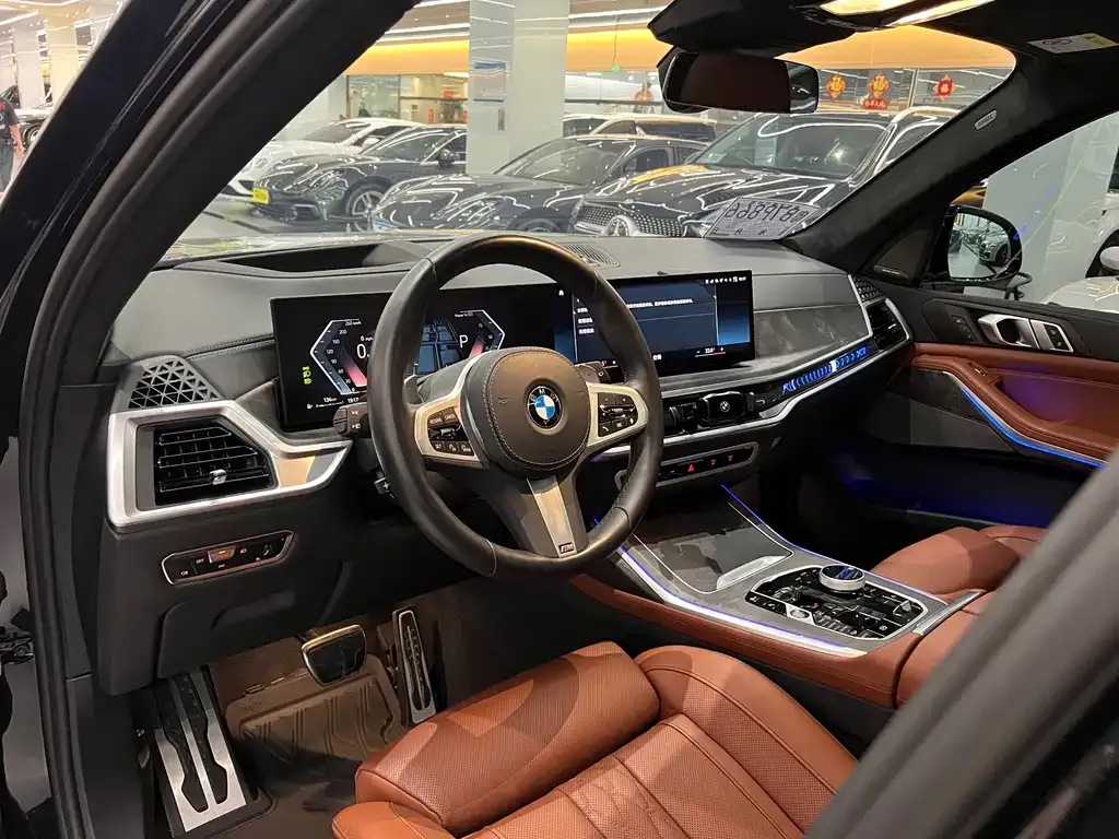 BMW X7 2023 из CN, фото 9