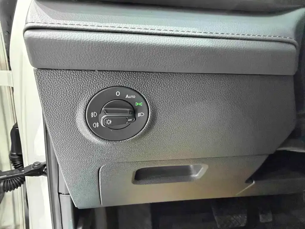 Volkswagen Tharu 2022 из CN, фото 2