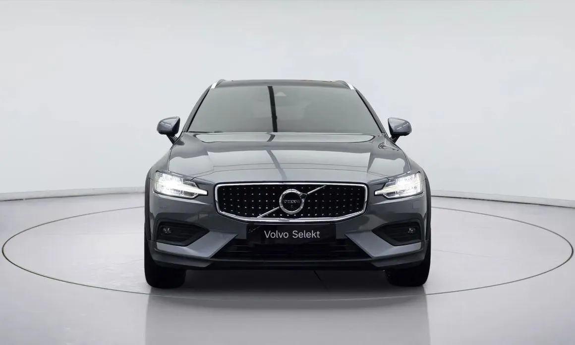 Volvo V60 2021 из KR, фото 3