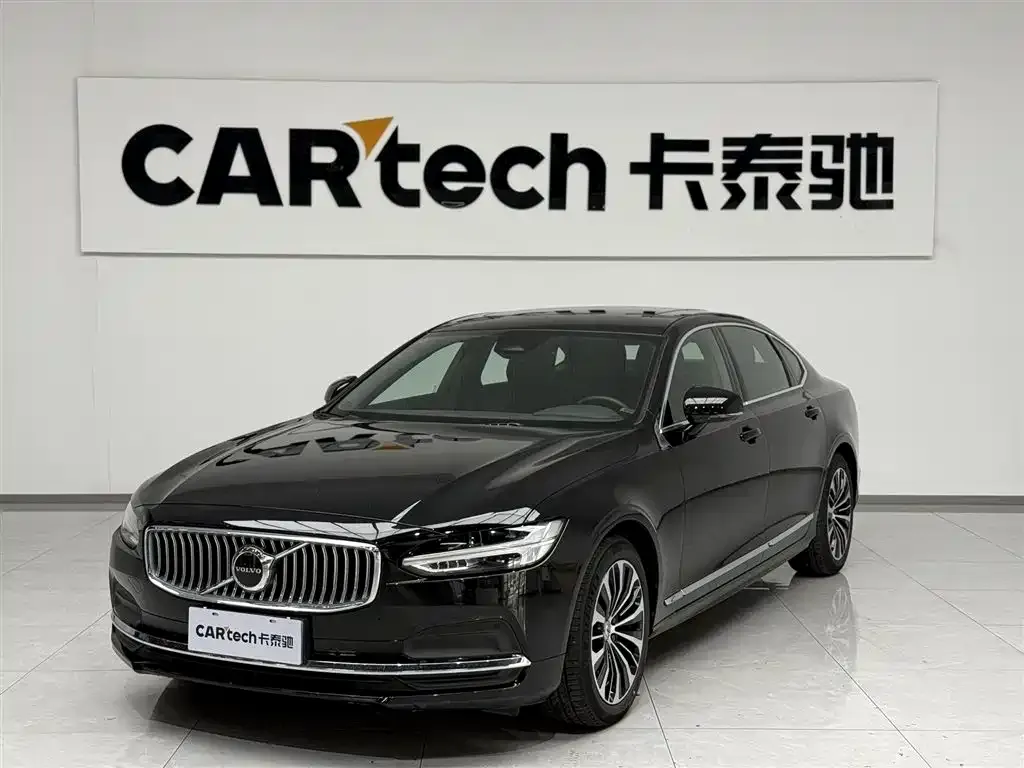 Volvo S90 — фото 1