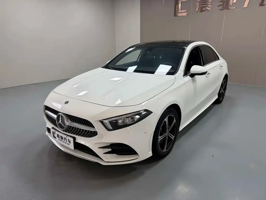 Mercedes-Benz A-Class 2023 из CN, фото 1