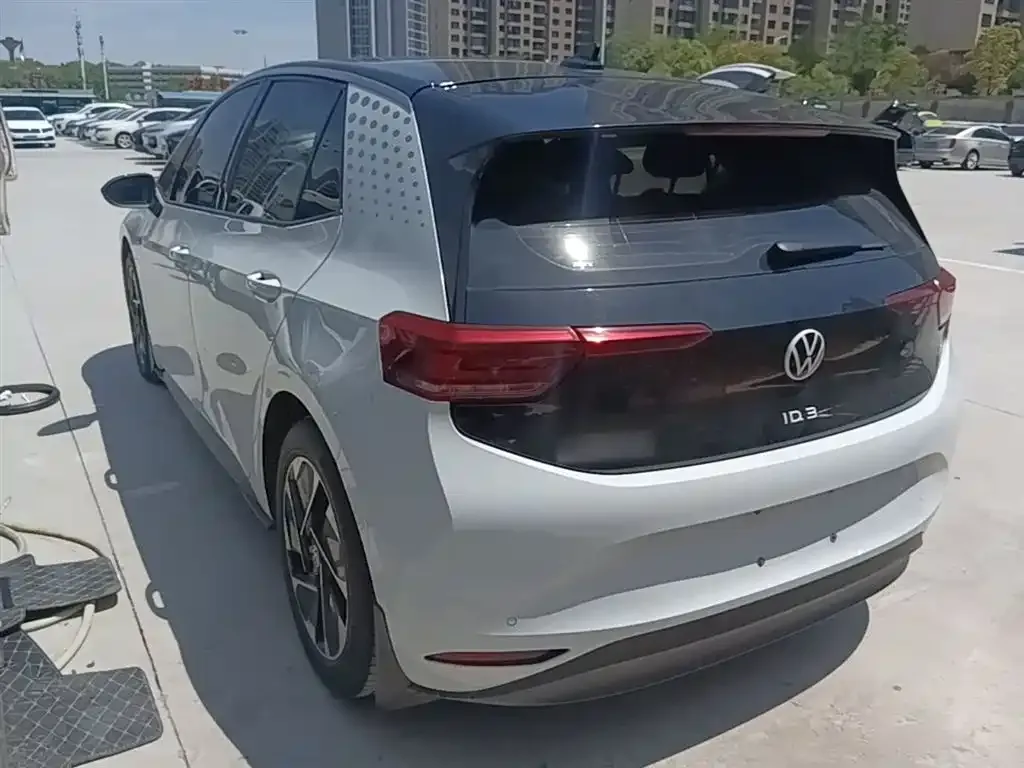 Volkswagen ID.3 2023 из CN, фото 8